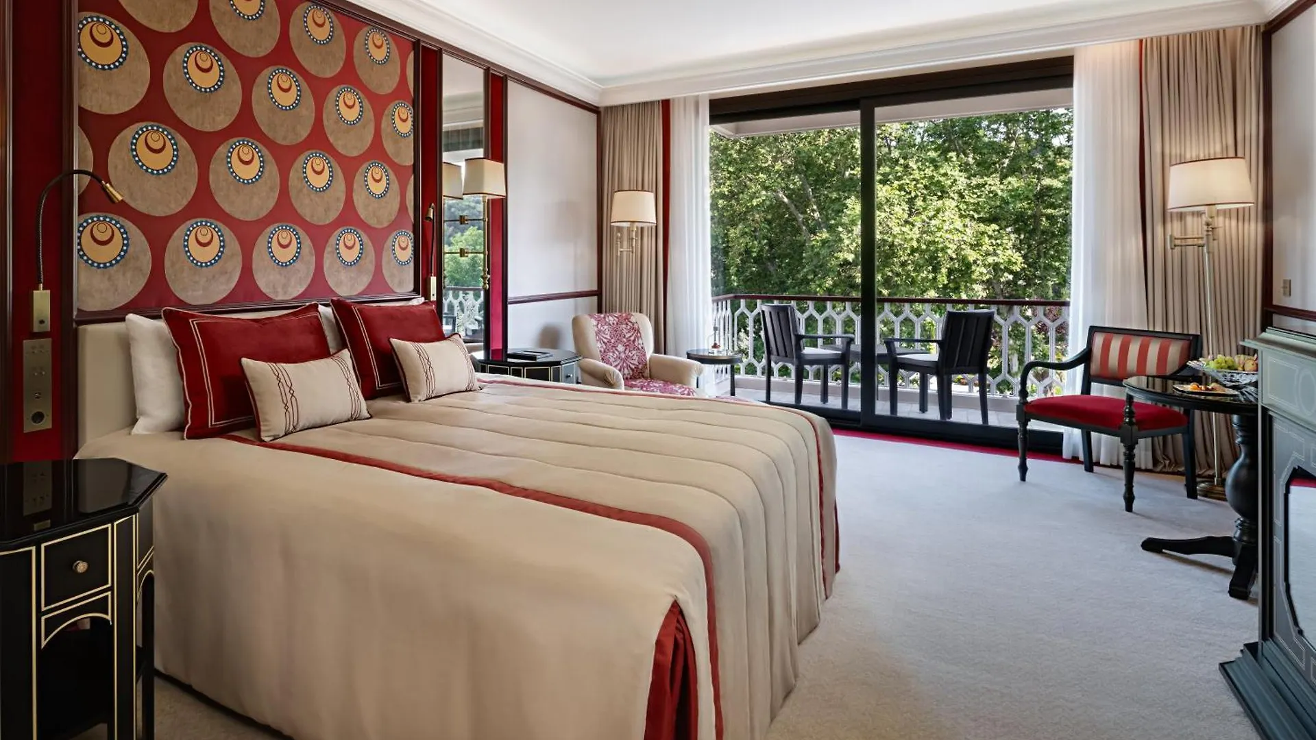 Ciragan Palace Kempinski Istanbul 5*,