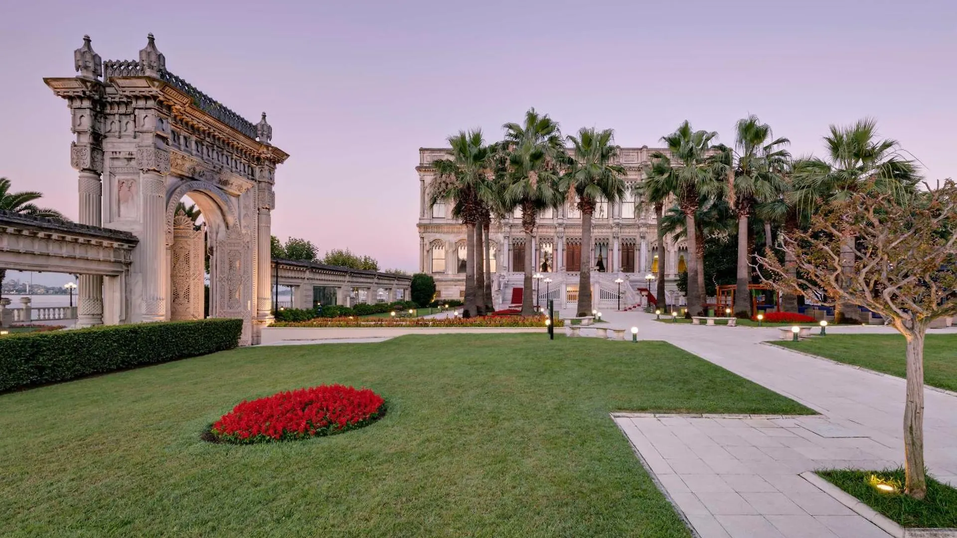 Ciragan Palace Kempinski Istanbul 5*,