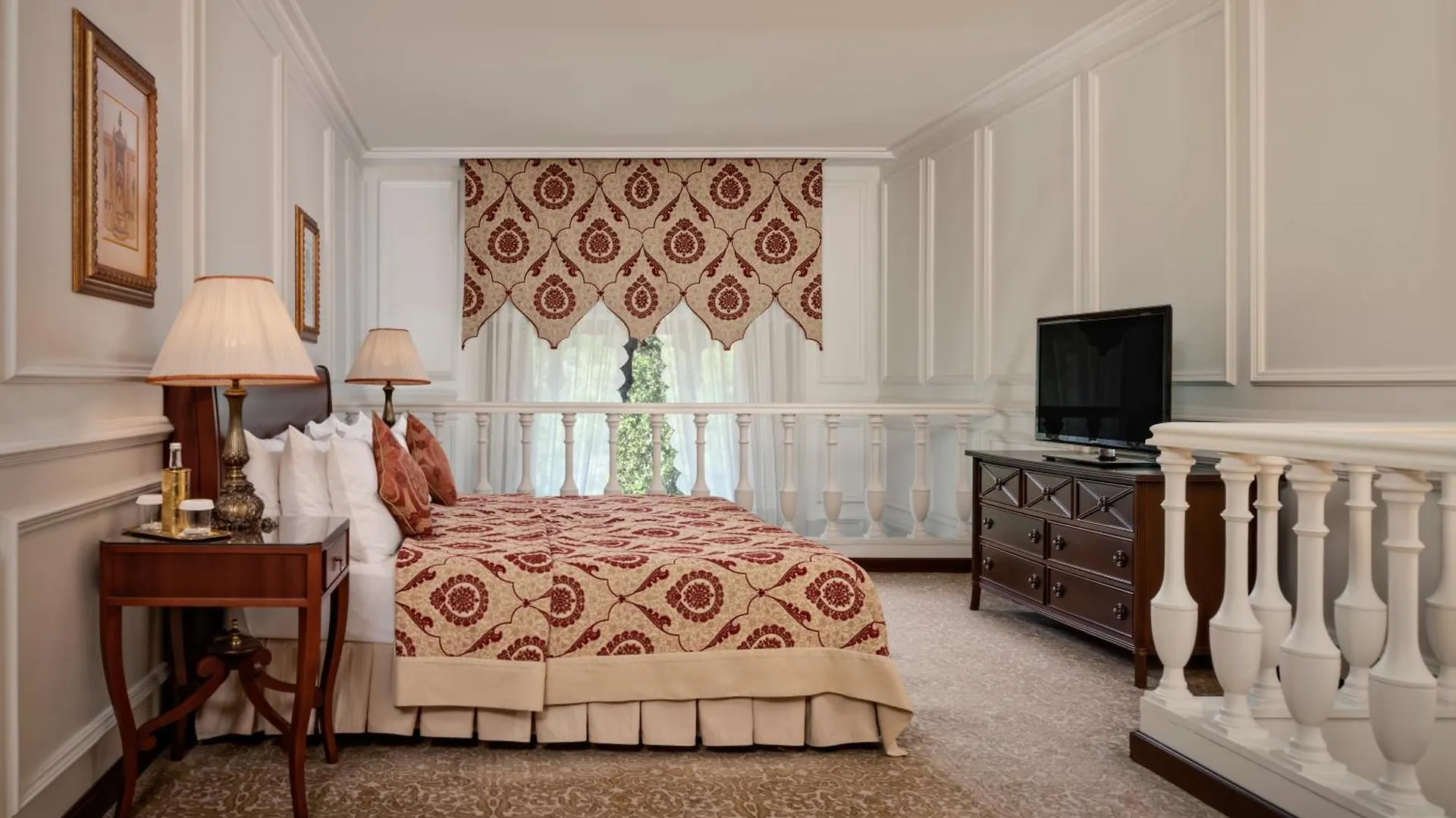 ***** Szálloda Ciragan Palace Kempinski Isztambul Törökország